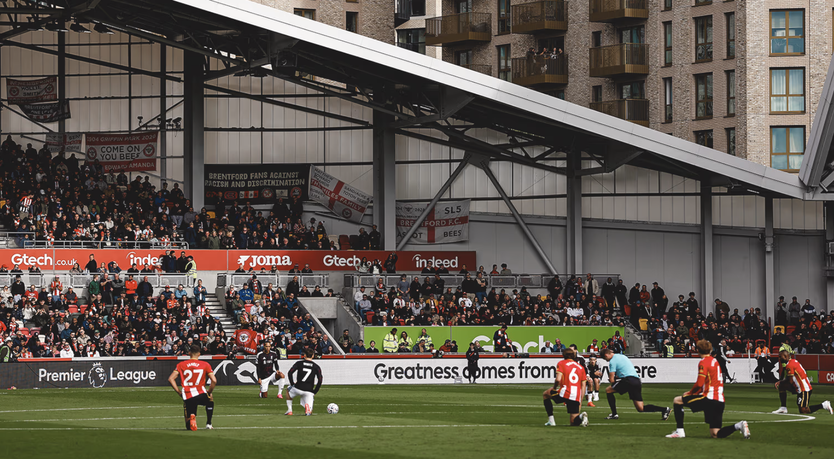 Liverpool ngược dòng hạ Brentford trong trận đấu có hai thẻ đỏ- Ảnh 3.