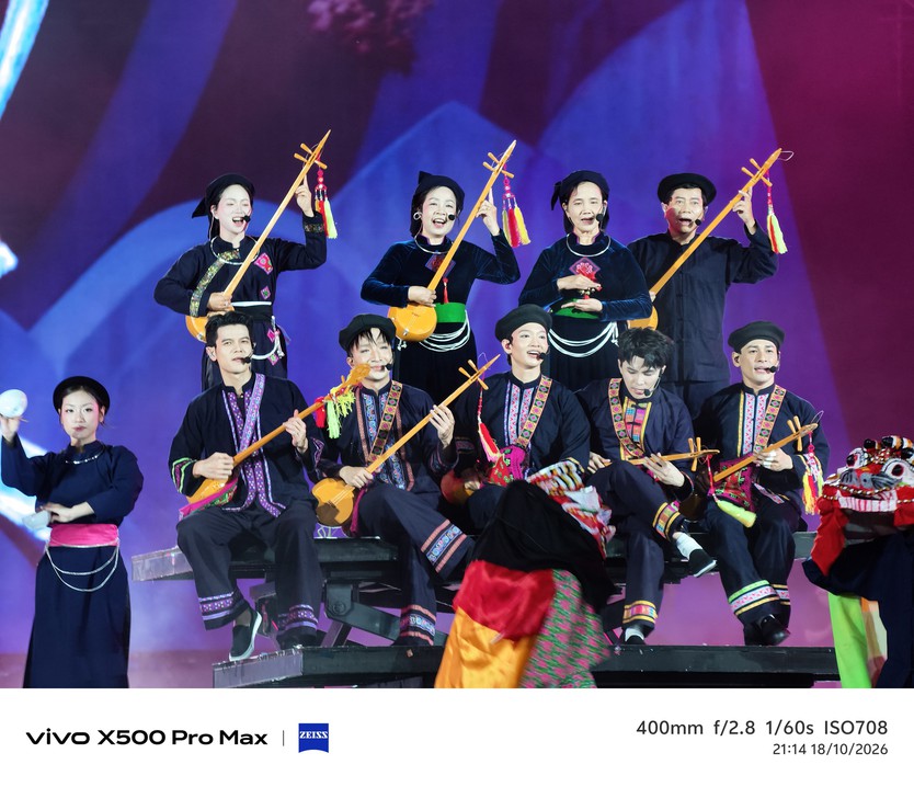 vivo X500 Series trình diễn khả năng quay fancam tại concert Anh Trai Vượt Ngàn Chông Gai 2026 - Ảnh 4.
