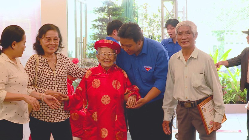 Mừng thọ cựu tù cách mạng TP. Hồ Chí Minh: Lan tỏa đạo lý uống nước nhớ nguồn - Ảnh 4.