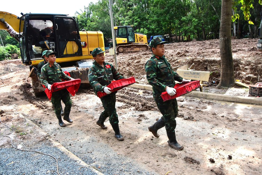 Hôm nay 2/10, quy tập thêm 4 bộ hài cốt liệt sĩ tại Công viên Lê Thị Riêng - Ảnh 1.