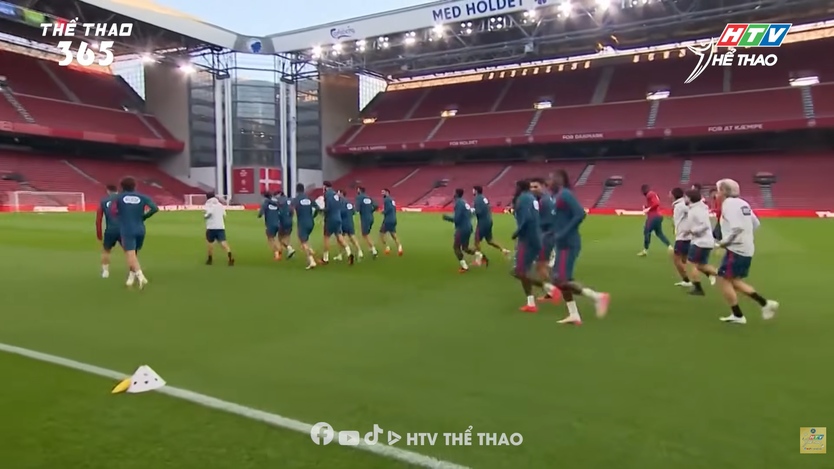 Ronaldo bất ngờ rời đội tuyển Bồ Đào Nha trước trận gặp Đan Mạch - Ảnh 1.