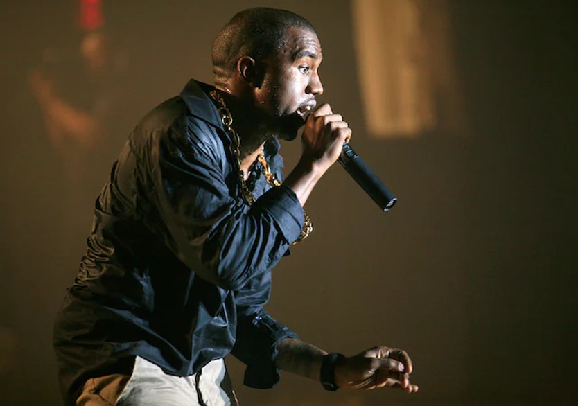 Kanye West hủy hai buổi biểu diễn tại Nga - Ảnh 2.