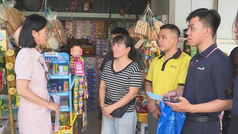 Kinh tế số giúp hộ kinh doanh Đông Hòa giao dịch thuận tiện hơn - Ảnh 2.