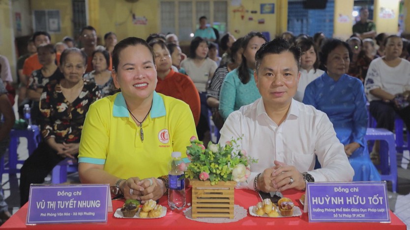 Phường Bàn Cờ tuyên truyền Luật Tín ngưỡng, tôn giáo nhân Ngày Pháp luật Việt Nam - Ảnh 1.