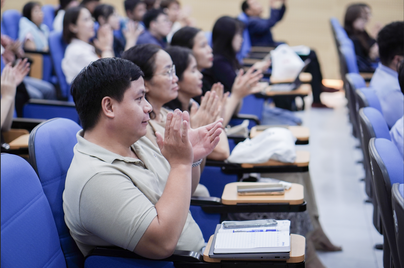 Học cách 'sơ cứu' tâm lý cho nhân viên y tế - Ảnh 4.