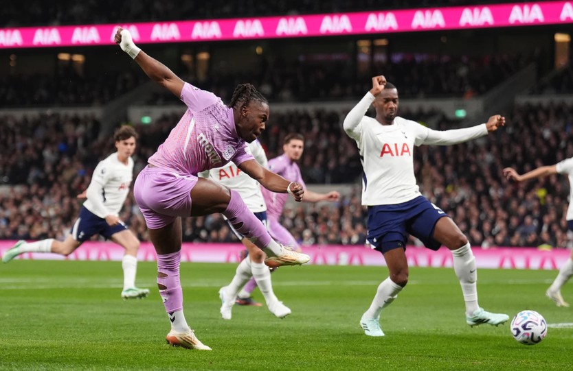 James Maddison trở lại ấn tượng, Tottenham chấm dứt chuỗi trận không thắng | Ngoại hạng Anh - Ảnh 4.