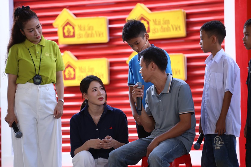 "Mái ấm gia đình Việt" trao gần 5 tỉ đồng tại Ninh Bình - Ảnh 5.