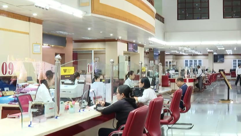 Lãi suất cho vay giảm, doanh nghiệp vẫn cần thêm nguồn vốn - Ảnh 3.