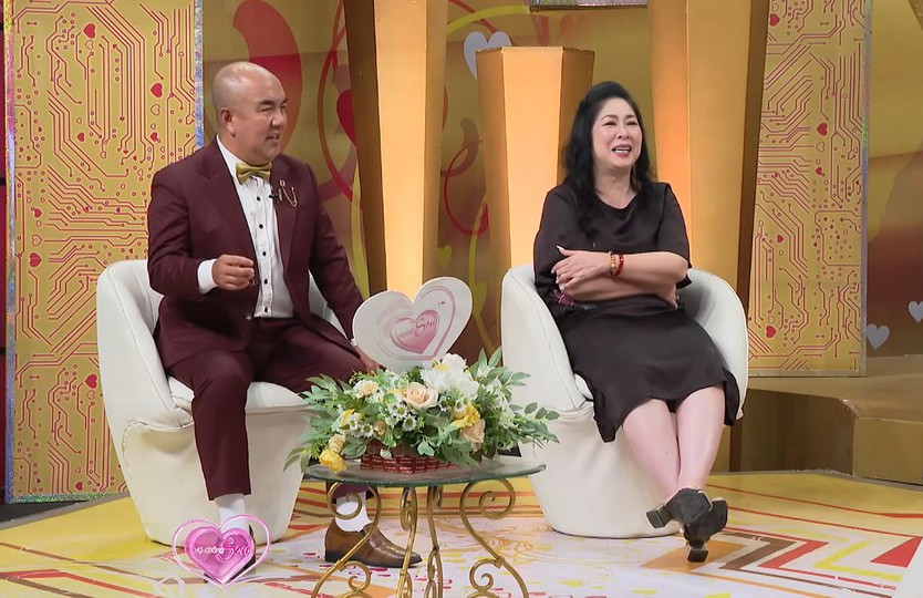 Đi mua đồ gọi bằng “chú”, bị “dụ” học nghề may rồi ở lại vì trời mưa | Vợ chồng son - Ảnh 3.