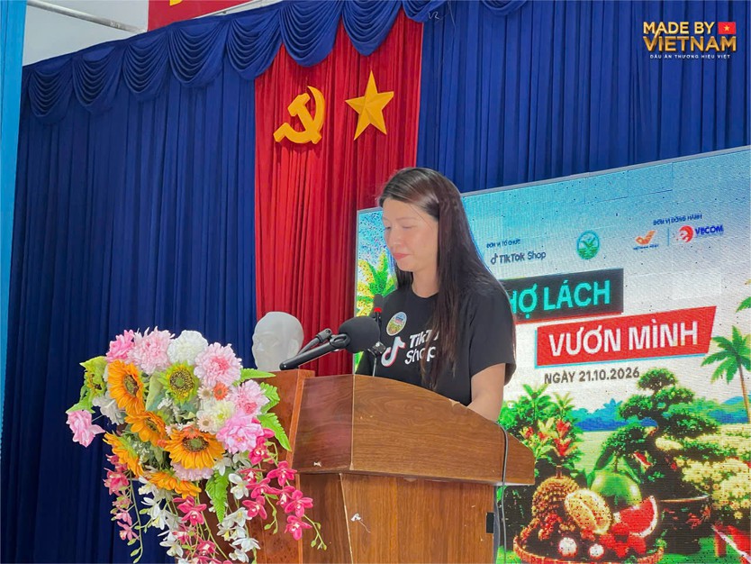 Chợ Lách đưa đặc sản địa phương vươn xa qua thương mại điện tử - Ảnh 1.