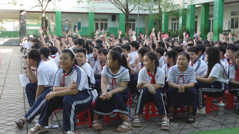 Bảo tồn nghệ thuật truyền thống: Đưa cải lương vào học đường TP. Hồ Chí Minh - Ảnh 2.