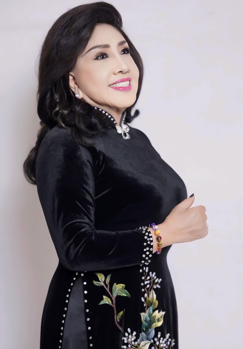 Hẹn gặp những giọng ca vàng của sân khấu cải lương trong Vầng trăng cổ nhạc tháng 10  - Ảnh 7.