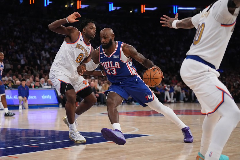 LeBron James ra mắt Philadelphia 76ers bằng chiến thắng trước nhà vô địch Knicks - Ảnh 3.