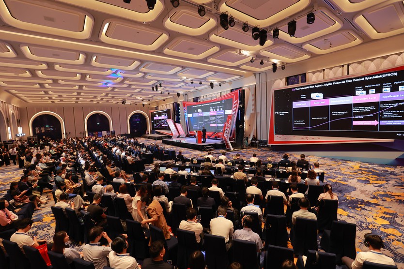 Smart Banking 2026: AI định hình tương lai ngành ngân hàng - Ảnh 10.