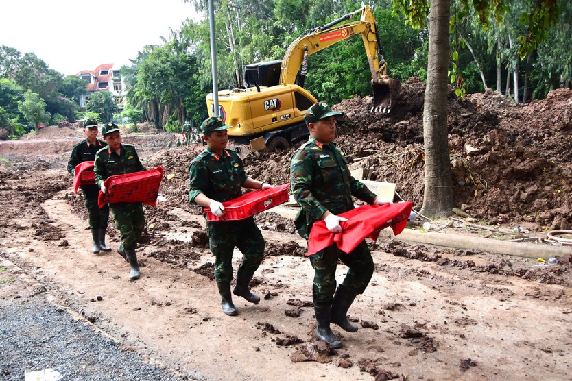 Ngày 22/10, quy tập thêm 10 hài cốt liệt sĩ tại Công viên Lê Thị Riêng, nâng tổng số lên 810 - Ảnh 6.