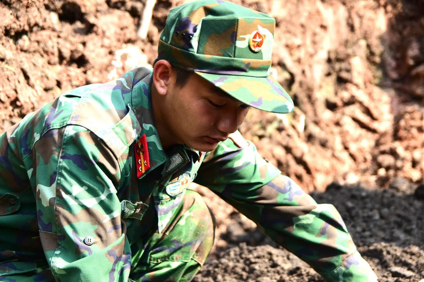 Ngày 22/10, quy tập thêm 10 hài cốt liệt sĩ tại Công viên Lê Thị Riêng, nâng tổng số lên 810 - Ảnh 3.