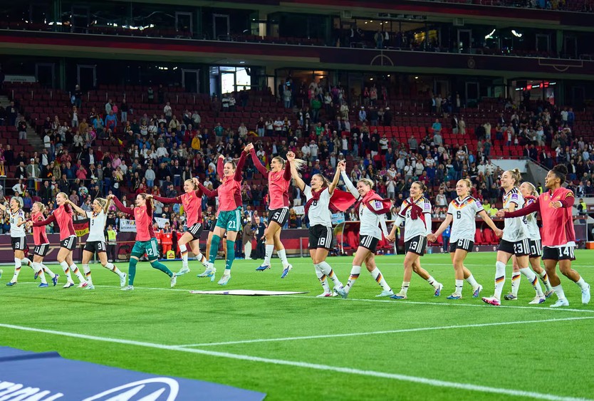 Đức hướng đến World Cup nữ 2027 sau cú sảy chân lịch sử - Ảnh 3.