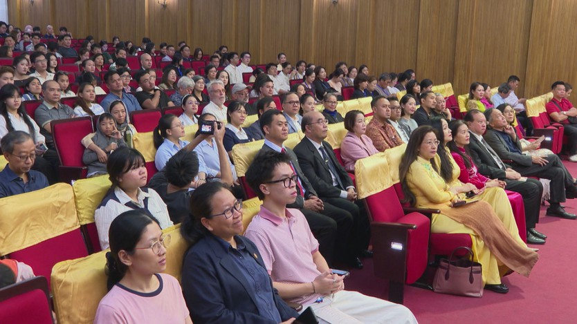 Âm nhạc dân tộc - Nhịp cầu giao lưu văn hóa - Ảnh 3.