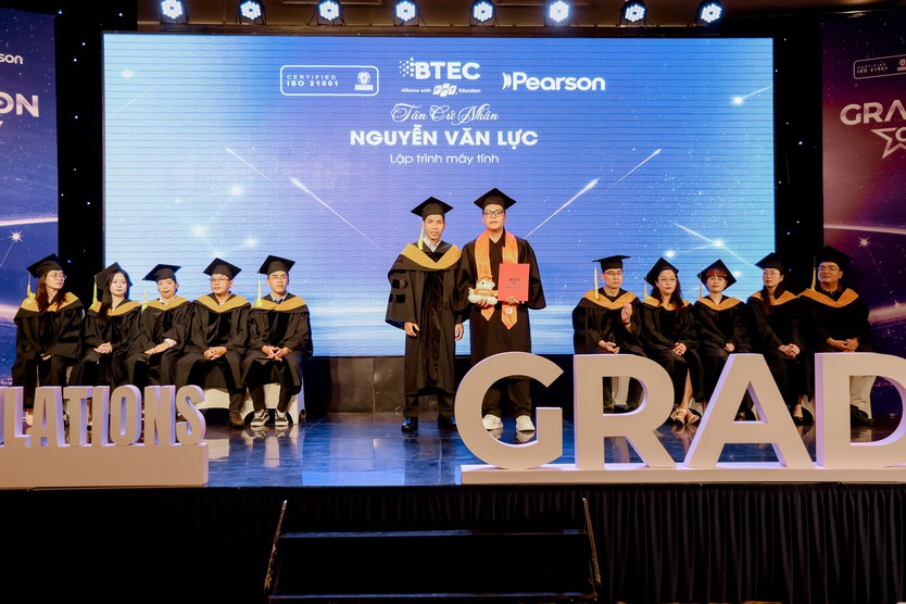 BTEC FPT TP. Hồ Chí Minh tổ chức Lễ tốt nghiệp khóa 7, góp phần phát triển nguồn nhân lực chuẩn quốc tế - Ảnh 15.