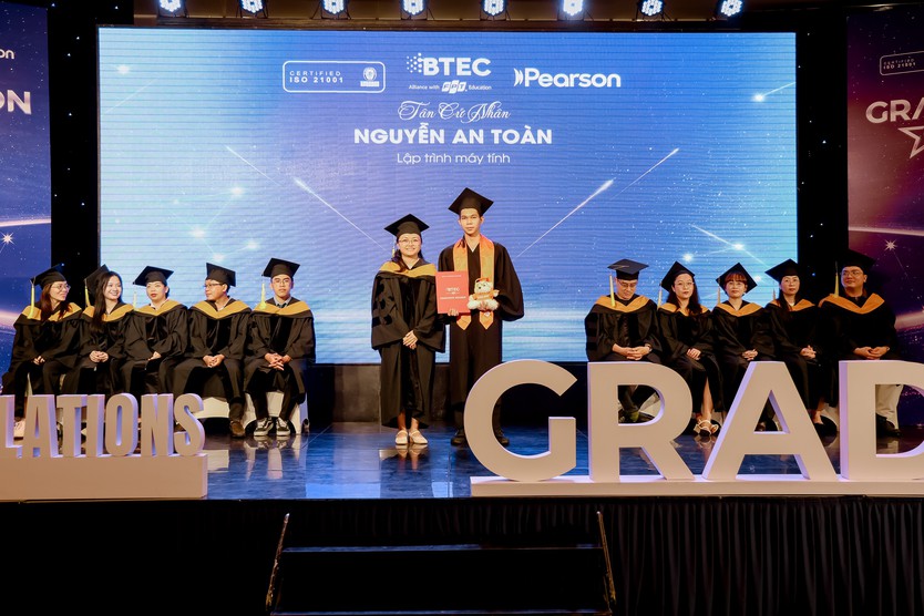 BTEC FPT TP. Hồ Chí Minh tổ chức Lễ tốt nghiệp khóa 7, góp phần phát triển nguồn nhân lực chuẩn quốc tế - Ảnh 20.