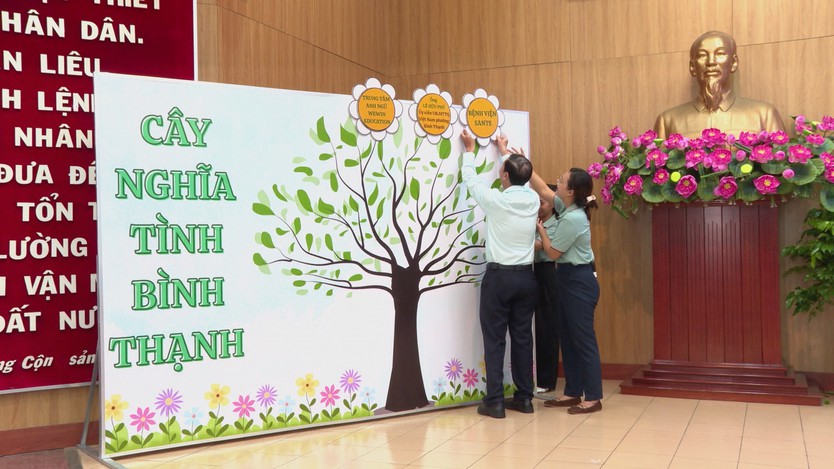 Hơn 4 tỷ đồng chung tay chăm lo người nghèo tại Bình Thạnh - Ảnh 2.