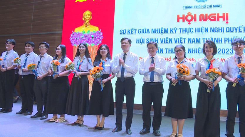 Hội Sinh viên TP. Hồ Chí Minh sơ kết giữa nhiệm kỳ, định hướng hoạt động đến năm 2028- Ảnh 5.