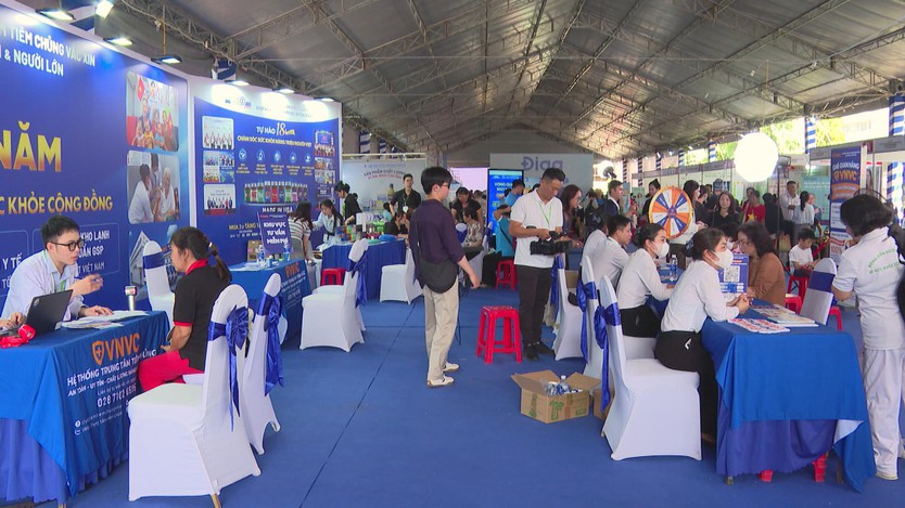 Ngày hội sức khỏe cộng đồng thúc đẩy chủ động phòng bệnh- Ảnh 2.