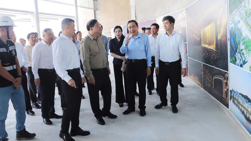 Chủ tịch Quốc hội Trần Thanh Mẫn kiểm tra các công trình phục vụ APEC 2027- Ảnh 2.