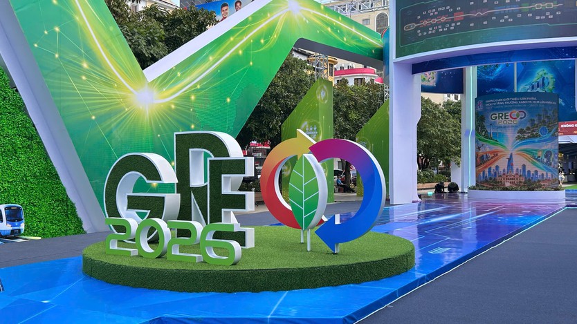 Loạt công nghệ xanh "đổ bộ" GRECO 2026 tại phố đi bộ Nguyễn Huệ - Ảnh 4.