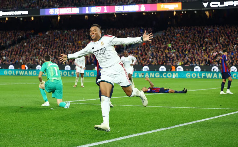 Real Madrid đánh bại Barcelona tại Camp Nou, Mbappé lập cú đúp- Ảnh 2.