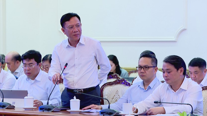 TP. Hồ Chí Minh rà soát công tác chuẩn bị Diễn đàn Kinh tế mùa thu 2026 - Ảnh 2.
