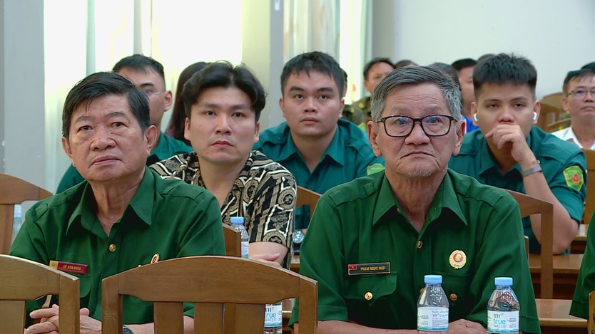 Phường Xóm Chiếu tăng cường phòng ngừa tội phạm ma túy - Ảnh 2.