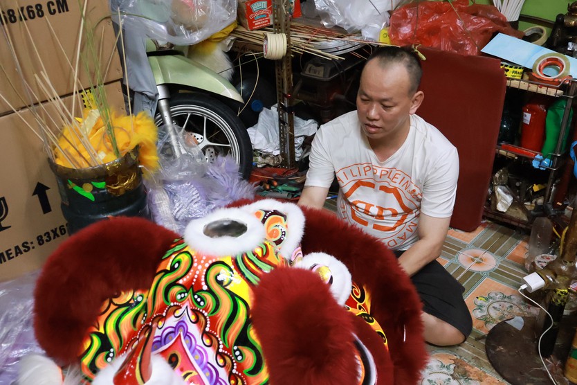 Chuyện ít biết phía sau những chiếc đầu lân thủ công - Ảnh 3.