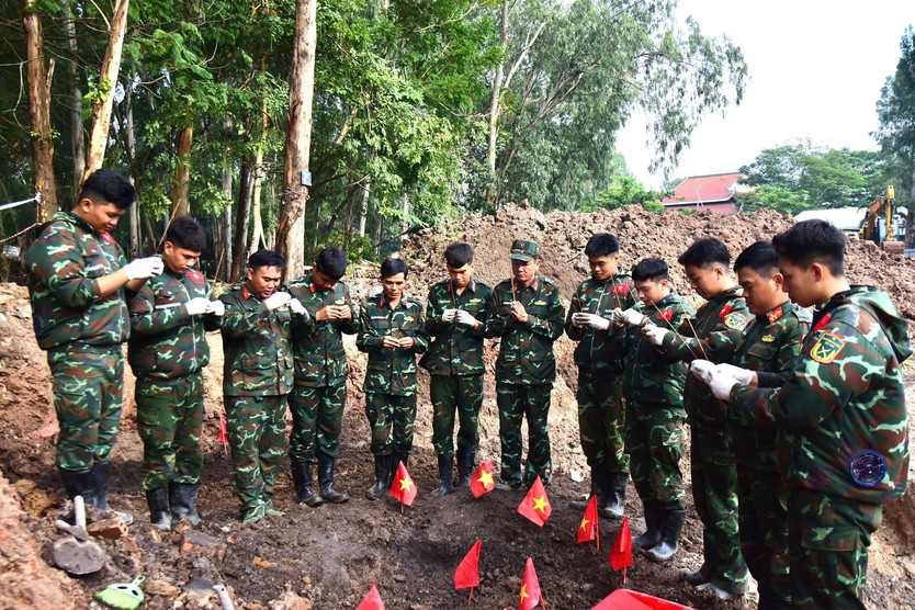 Ngày 29/10 tìm kiếm thêm 10 hài cốt liệt sĩ tại Công viên Lê Thị Riêng - Ảnh 4.