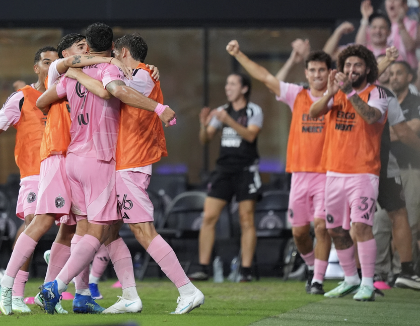 Messi không ghi bàn, Inter Miami thoát thua phút 90- Ảnh 1.