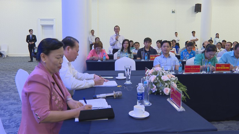 Phường Phú Thạnh đối thoại với doanh nghiệp, thúc đẩy môi trường kinh doanh thuận lợi - Ảnh 2.
