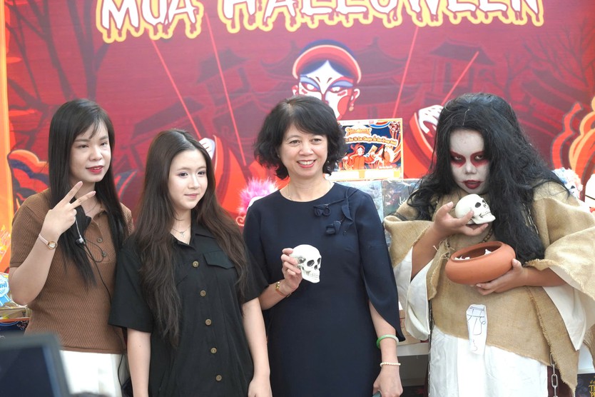Đưa chất liệu văn hóa dân gian vào không gian lễ hội Halloween - Ảnh 4.