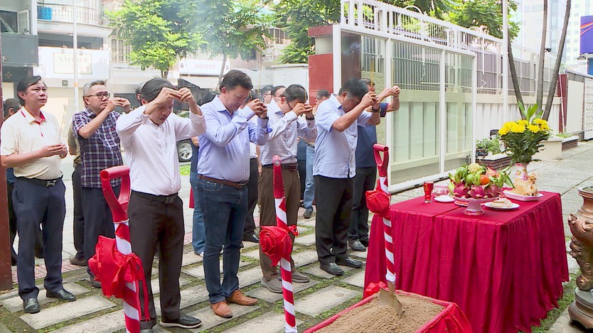Khởi công tôn tạo Đài tưởng niệm Biệt động Thành đánh Đài Phát thanh Sài Gòn - Ảnh 2.