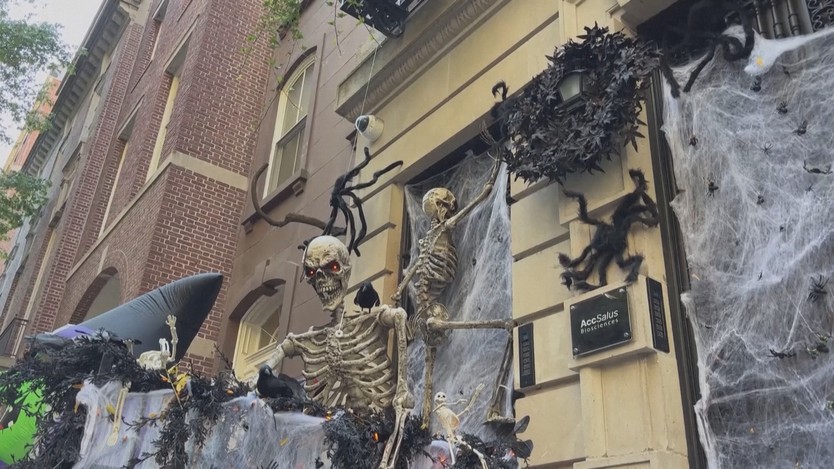 Mỹ: New York chuẩn bị cho sự kiện diễu hành Halloween - Ảnh 2.