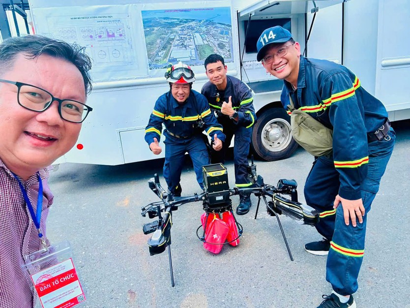 Những hình ảnh ấn tượng của buổi diễn tập chữa cháy lớn nhất năm ở TP. Hồ Chí Minh - Ảnh 13.