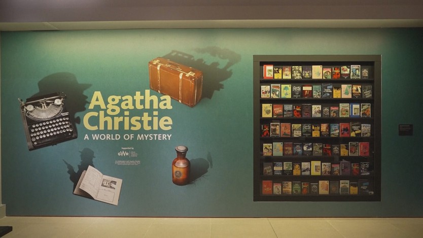 Triển lãm về nữ hoàng tiểu thuyết trinh thám Agatha Christie - Ảnh 1.