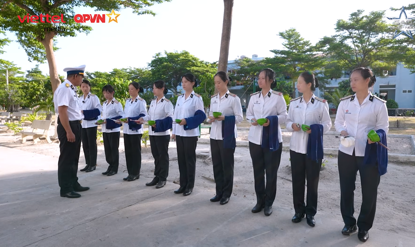 Quốc Trường, Thúy Ngân “toát mồ hôi” vì kiểm tra nội vụ | Sao Nhập Ngũ 2026- Ảnh 12.
