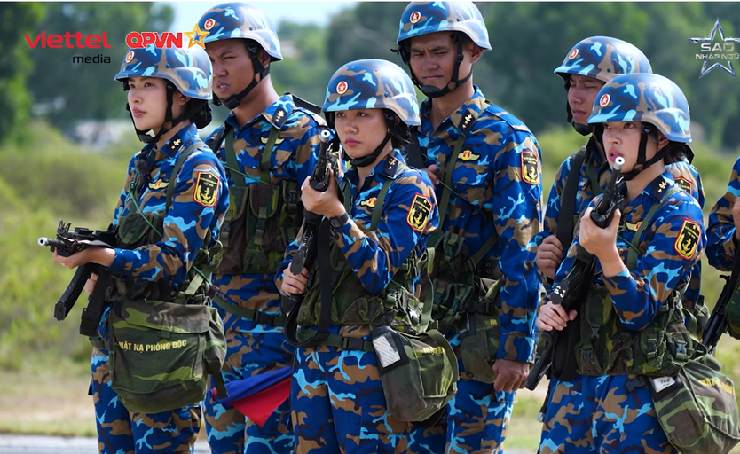 Quốc Trường, Thúy Ngân “toát mồ hôi” vì kiểm tra nội vụ | Sao Nhập Ngũ 2026- Ảnh 21.