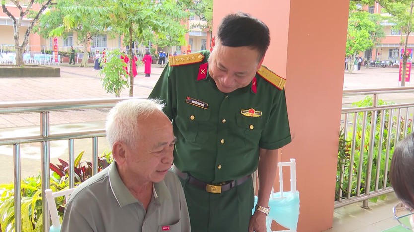 Quân khu 7 triển khai nhiều hoạt động an sinh xã hội ý nghĩa cho bà con xã Sông Ray- Ảnh 2.