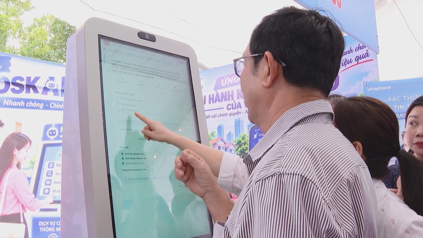 Xã Châu Pha tổ chức “Điểm chạm số 2026”, đưa công nghệ đến gần người dân- Ảnh 3.