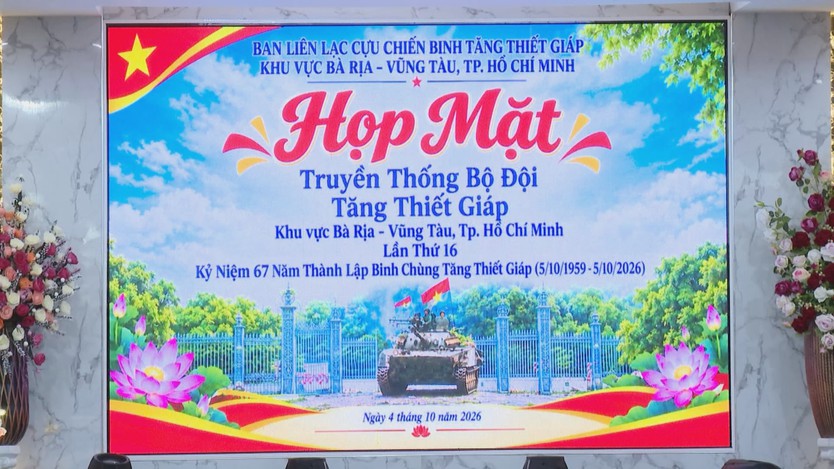 Cựu chiến binh Tăng thiết giáp ôn lại truyền thống 67 năm - Ảnh 1.