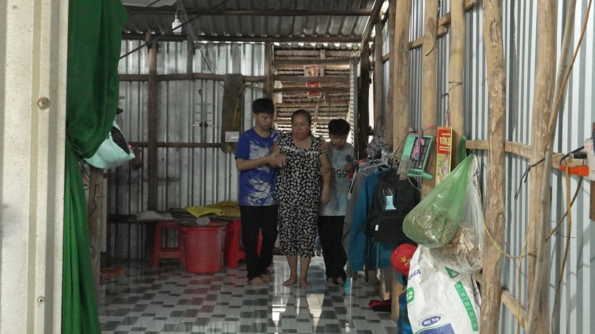 Cậu bé giấu nỗi buồn để vươn lên | Mái ấm gia đình Việt - Ảnh 9.