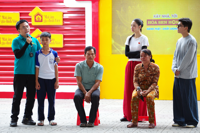 Cậu bé mồ côi cha mẹ từ 1 tuổi | Mái ấm gia đình Việt - Ảnh 4.