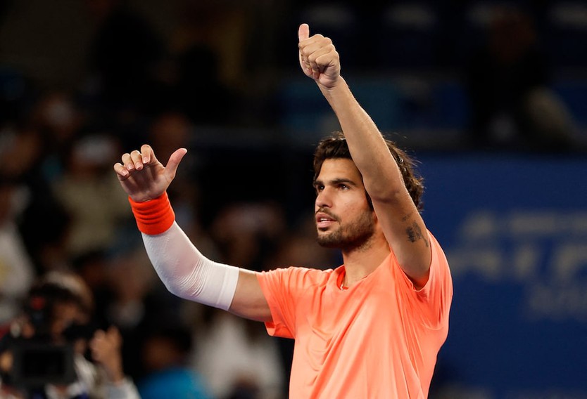 Carlos Alcaraz ngược dòng đánh bại Jaume Munar, vào chung kết Japan Open - Ảnh 4.
