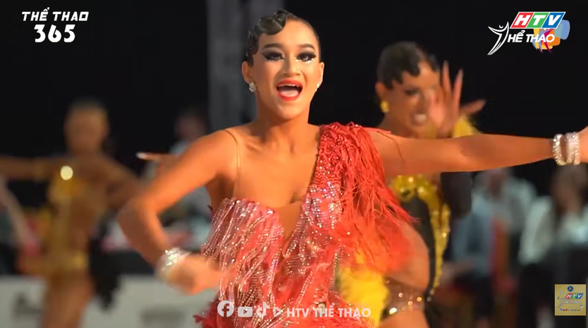 Nguyễn Hoàng Ngọc giành huy chương bạc thế giới Solo Latin U21- Ảnh 3.